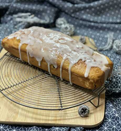 Un cake simple au lait fermenté