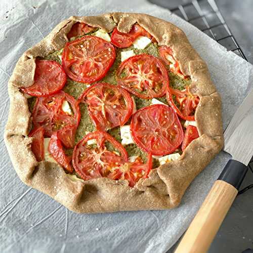 Tarte rustique tomate feta pesto