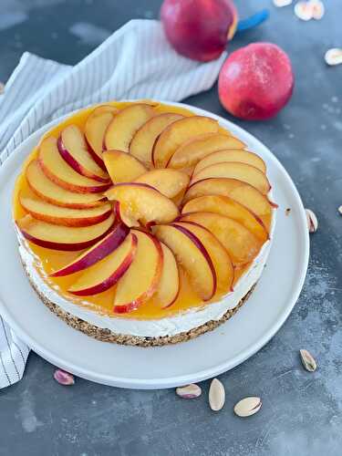 Un cheese-cake nectarines-pistache sans cuisson