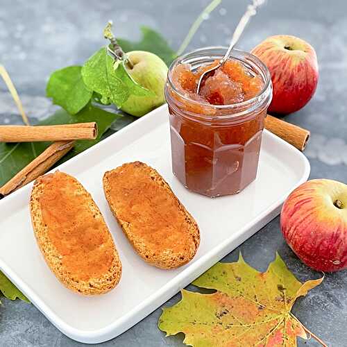 Une confiture maison de pommes à la cannelle