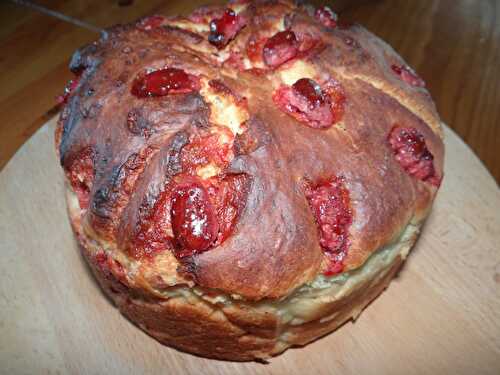 Brioche aux pralines roses