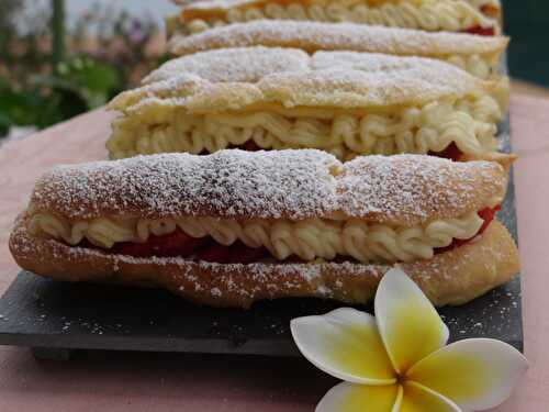 Eclairs à la vanille et aux fraises