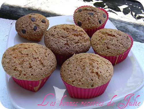 Muffins vanille, pépites de chocolat et coeur choco - Les bonnes recettes de Julie