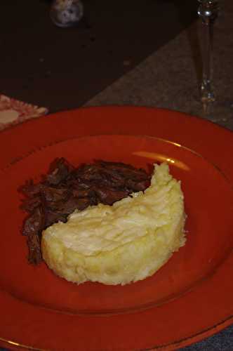 Parmentier de cuisses de canard confites & écrasé de pommes de terre au parmesan