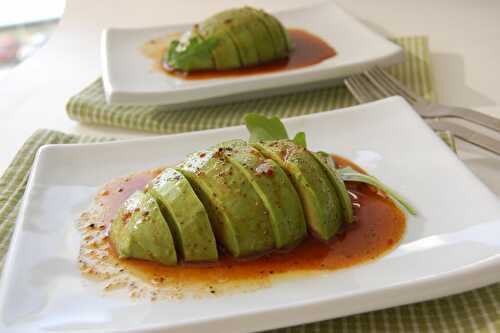 Avocat vinaigrette au pimenton, sans gluten et sans lactose