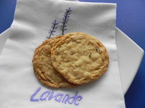 Biscuits à l'ancienne au sucre et à la lavande, sans gluten