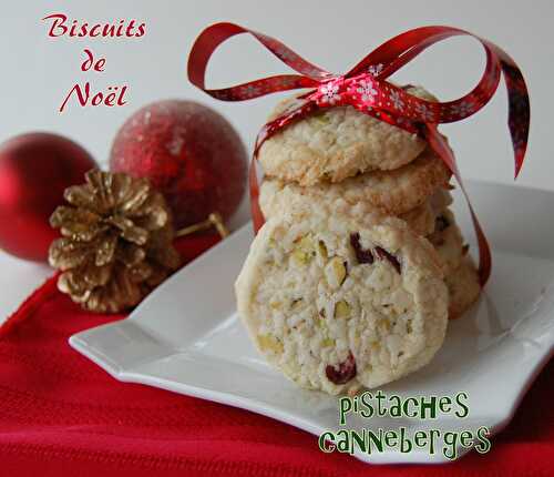 Biscuits de Noël aux pistaches et canneberges, sans gluten