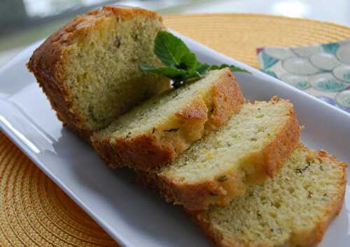 Cake au citron Meyer, à l'huile d'olive et à la menthe, sans gluten et sans lactose