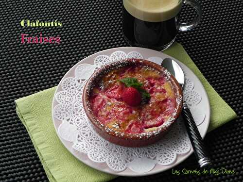 Clafoutis aux fraises et à l'eau de rose, sans gluten et sans lactose