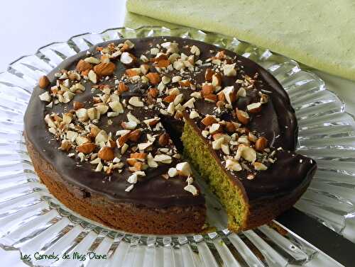 Gâteau au thé Matcha et aux amandes, sans gluten et sans lactose