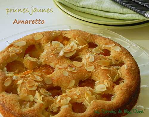 Gâteau aux prunes jaunes et à l'Amaretto, sans gluten et sans lactose