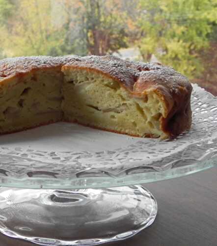 Gâteau d'automne aux pommes et à l'huile d'olive, sans gluten et sans lactose