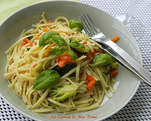 Linguine aux légumes d'été, sans gluten et sans lactose