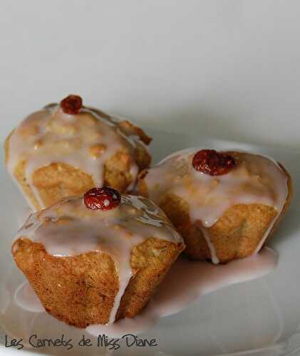 Muffins roses à la compote de pommes et aux canneberges, sans gluten