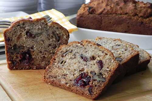 Pain aux bananes, au sirop d'érable et aux canneberges, sans gluten et sans lactose