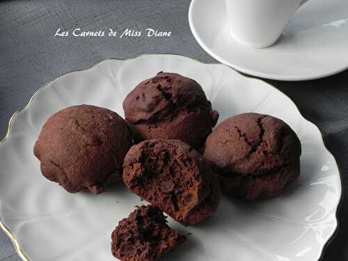 Petits gâteaux au chocolat, sans beurre, sans sucre, sans gluten et sans lactose