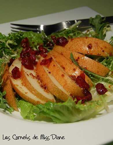 Poires et canneberges en salade