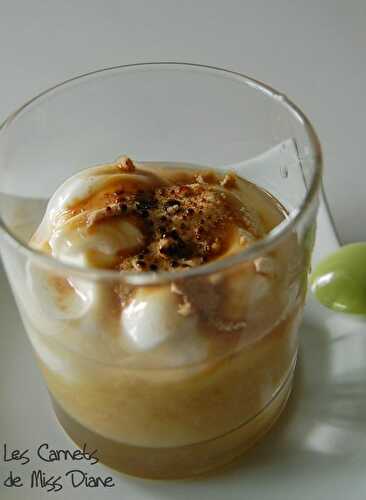 Rhubarbe et yogourt en verrine, façon crème brûlée