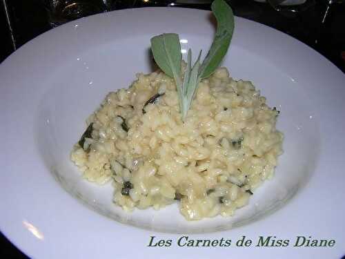 Risotto à la sauge croustillante