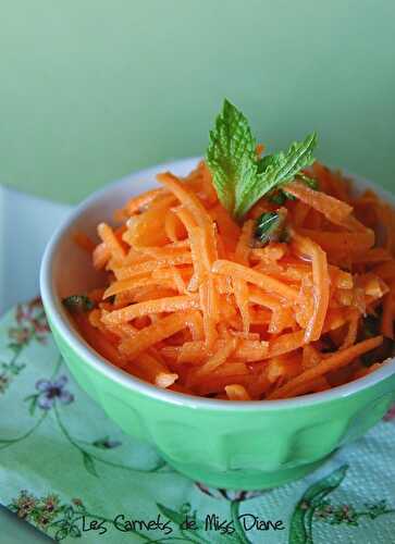 Salade de carottes, vinaigrette de pamplemousse et menthe