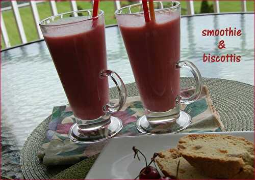 Smoothie banane - framboises et biscotti au citron, sans gluten et sans lactose