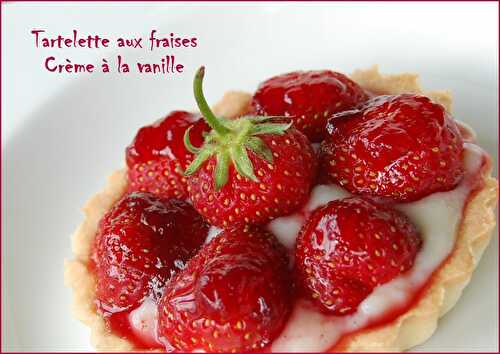 Tartelettes aux fraises, crème à la vanille, sans gluten