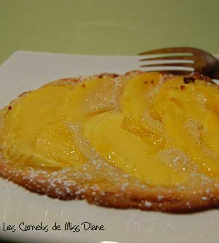 Tartes fines à la frangipane et à la mangue, sans gluten