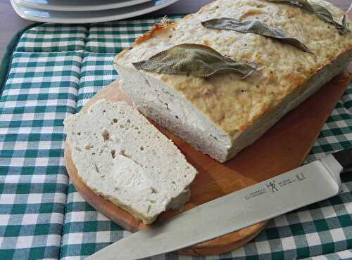 Terrine au poulet et à la sauge, sans gluten et sans lactose