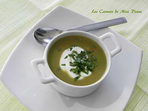 Potage de céleri, sans gluten et sans lactose