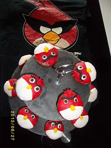 CUPCAKES ANGRY BIRD