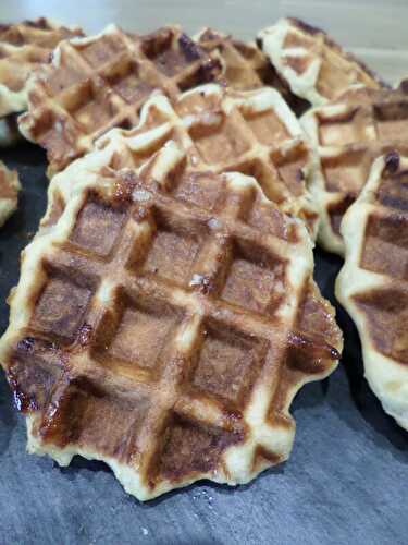 La gaufre Liègeoise "selon la recette de La confrérie de la gaufre de Liège"