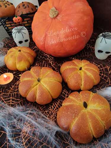 Buns fourrés forme citrouille pour Halloween