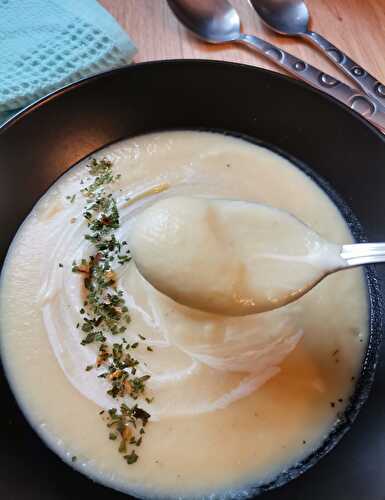 Velouté  de céleri rave et pommes de terre