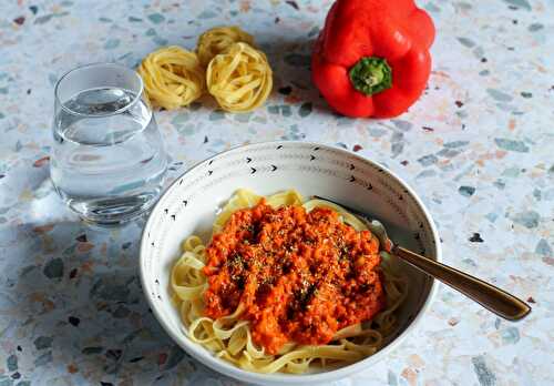 Tagliatelles à la sauce aux poivrons 