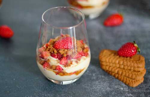 Tiramisu spéculoos et fraises