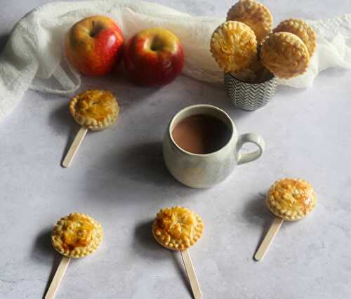 Sucettes de chaussons aux pommes caramélisées