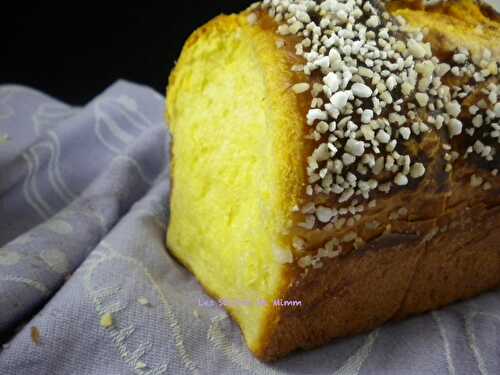 Brioche au sucre, à la mie bien filante