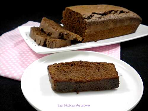 Cake au chocolat et aux amandes simplissime - Les Délices de Mimm