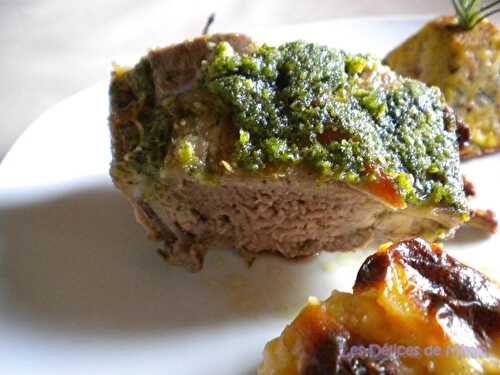 Carré d’agneau en croûte d’herbes