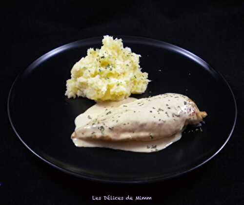 Filet de poulet à la moutarde et purée de panais