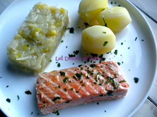 Filets de truite saumonée confits à l’huile d’olive et fondue de poireaux