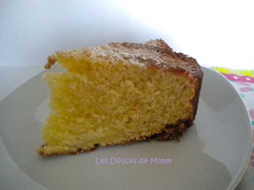 Gâteau au yaourt au miel de fleurs d’oranger