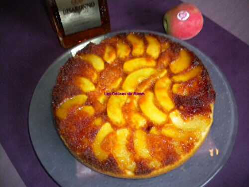 Gâteau Tatin aux pommes, parfumé à l'Amaretto