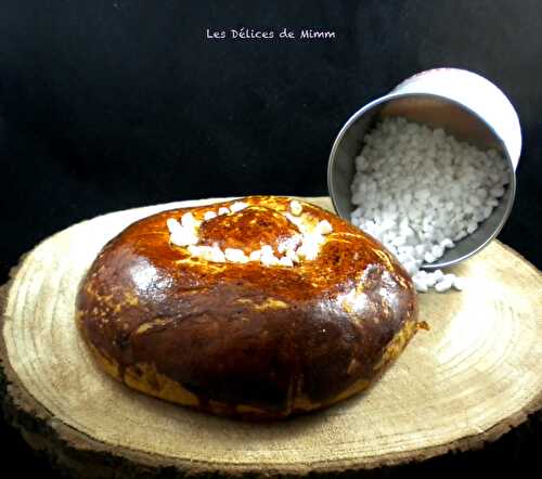 Le craquelin traditionnel (brioche belge au sucre)