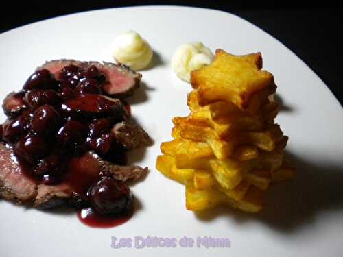 Magrets de canard, sauce aux cerises et au kirsch