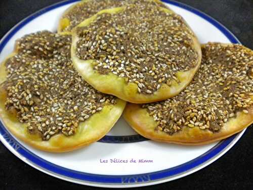 Man’ouché (ou mana'ich) : petites pizzas libanaises au zaatar