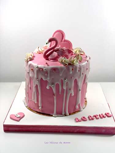 Mon drip cake Flamant rose