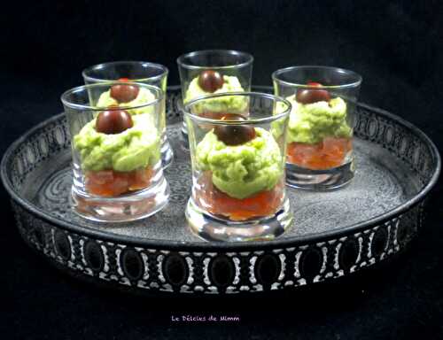 Petite verrine avocat et saumon fumé pour l'apéro