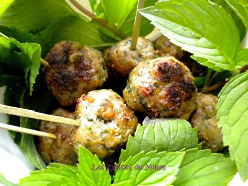 Petites boulettes de viande pour l’apéro (kefta) et sauce tarator