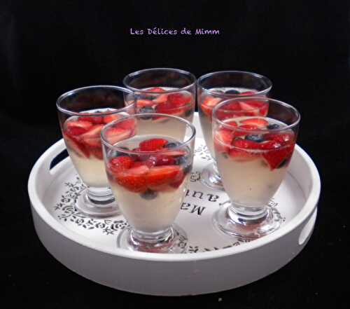 Sangria blanche aux fruits rouges